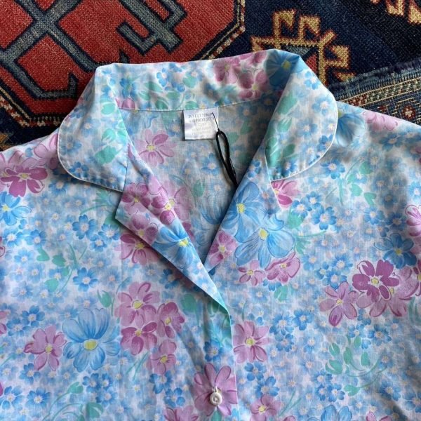 1980s Floral Pyjama Style Vintage Blouse. UK 16/XL. - Image 4