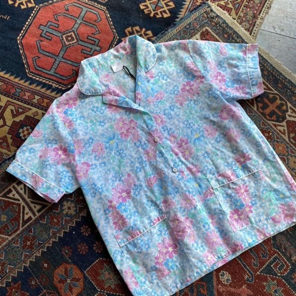 1980s Floral Pyjama Style Vintage Blouse. UK 16/XL. - Image 2