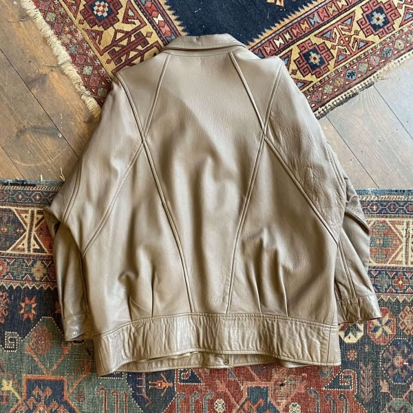 1980s Futura Butter Soft Leather Slouchy Vintage Bomber Jacket. XL/Up to UK 16. - Image 4