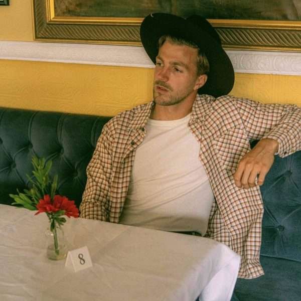 1970s Fir Franklin Clean Check Vintage Shirt. Size XL. - Image 2