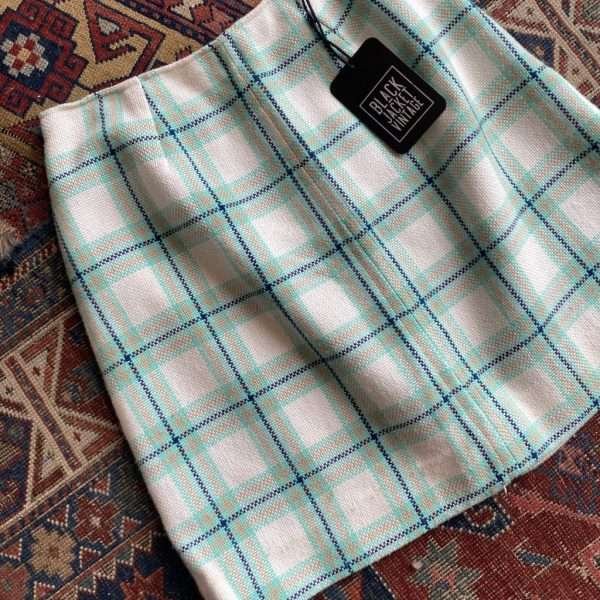 1960s Mint & Cream Woven Check Vintage Mini Skirt. 24” Waist/UK 6. - Image 2
