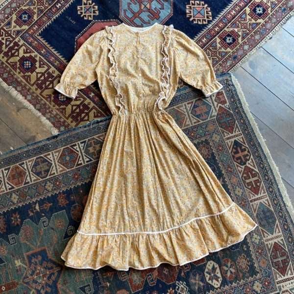 1970s Floral Ruffle Front Button Up Vintage Prairie Dress. Small/ UK 8-10.
