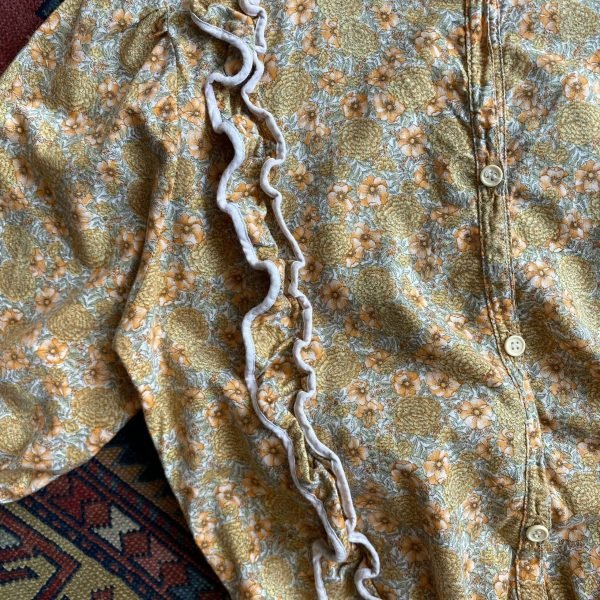 1970s Floral Ruffle Front Button Up Vintage Prairie Dress. Small/ UK 8-10. - Image 4