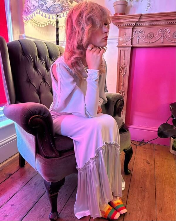 Antique 1930s Satin Back Crépe Cold Shoulder Gown. XXS/UK 4-6. - Image 2