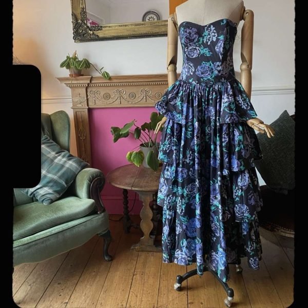 Vintage Laura Ashley 1980s Floral Cotton Regency Gown. UK 10. - Image 6