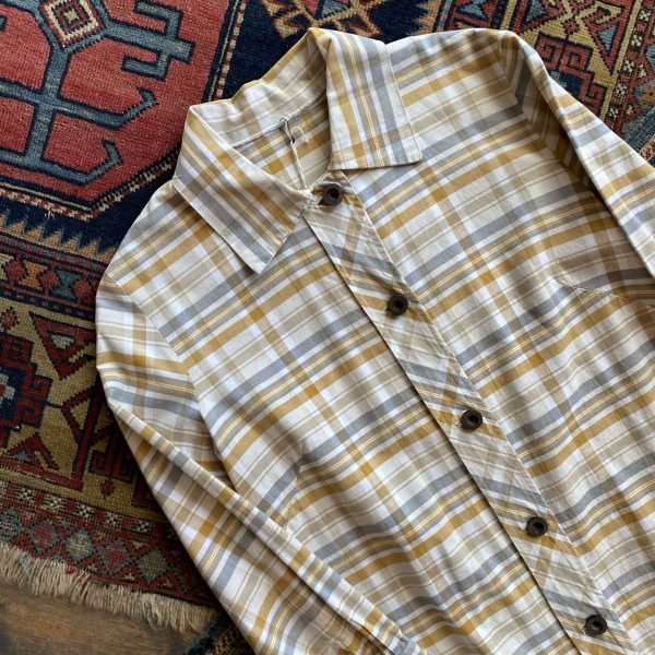 1970s Button Front Plaid Shirtwaister Vintage Mini Dress. XS/UK 8. - Image 2