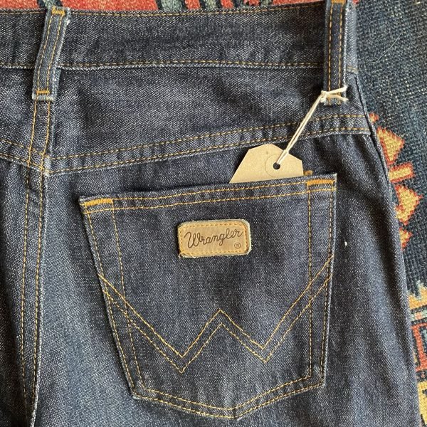 2001 Wrangler ‘Broken Twill’ High Waisted Vintage Jeans. 31” Waist/UK 12. - Image 6