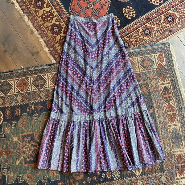 1970s Floral Ruffle Hem Prairie Maxi Skirt. 28” Waist/UK 10.