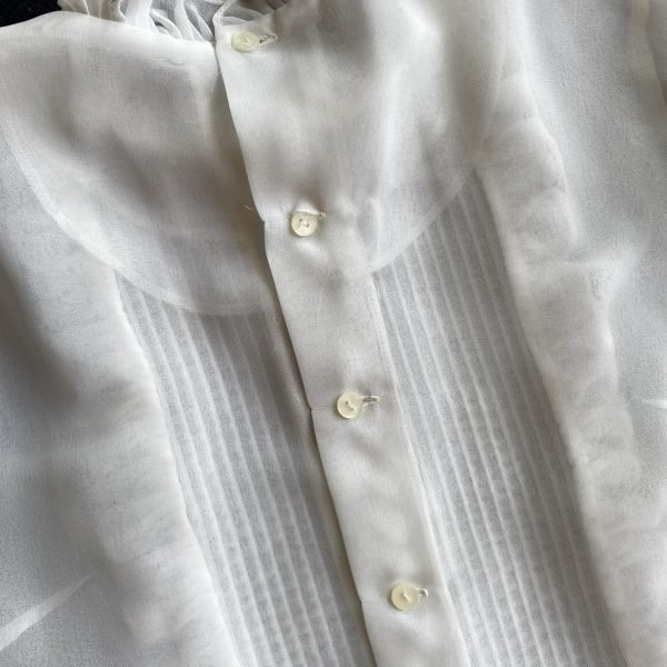 Late 70s/Early 80s Sheer Ruffle Front Vintage Blouse. UK 16. - Image 5