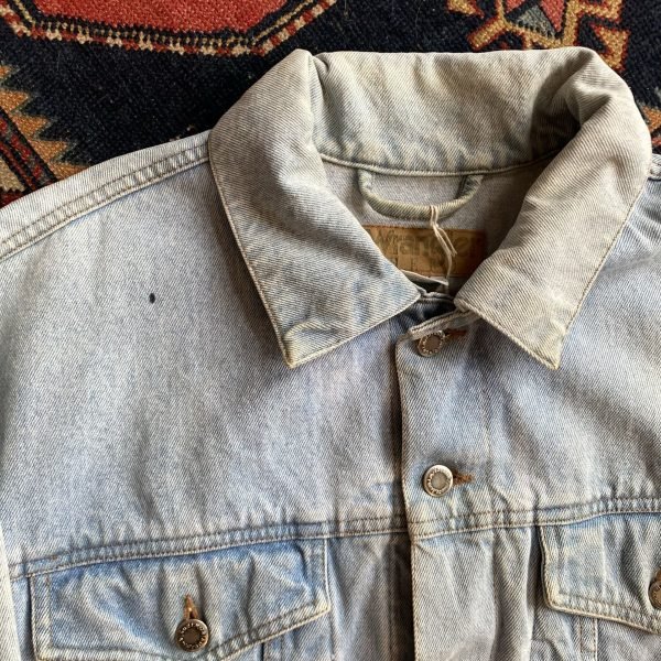 1990s Wrangler Jacket. Bleached Denim Trucker Style. Size XL. - Image 2