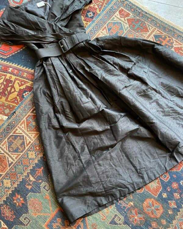 1980s Vintage Laura Ashley Dupion Silk Evening Dress. UK 8/XS. - Image 2