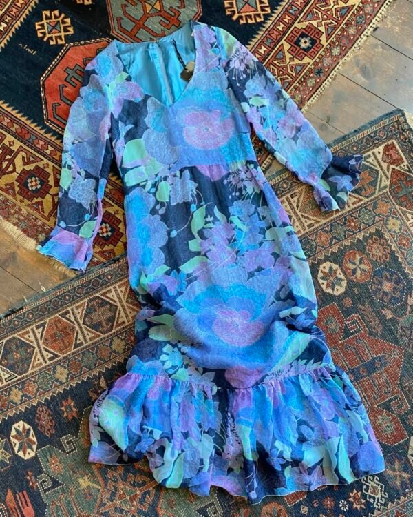 1960s early 1970s Floral Floaty Vintage Maxi Dress. UK 8.
