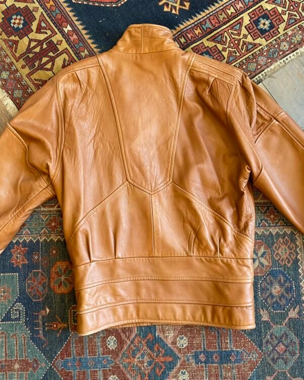 1980s Soft Tan Vintage Leather Jacket. Size Medium. - Image 5