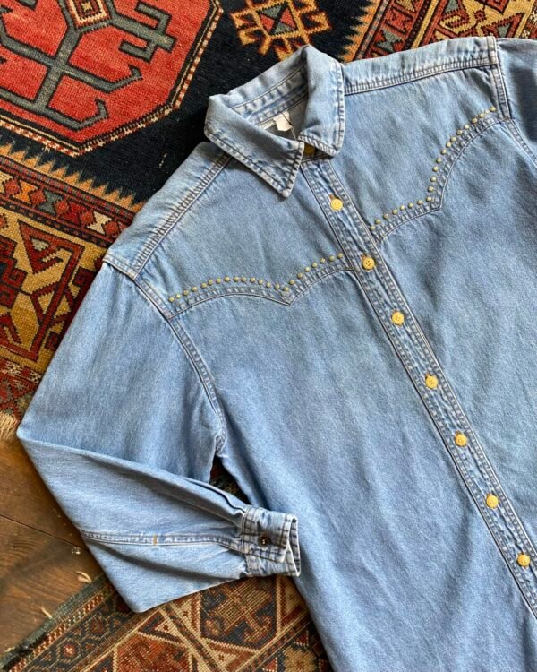 1980s/90s Stud Detail Western Style Vintage Shirt. Size Large. - Image 2