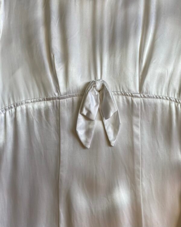 1960s Empire Line Pearl Satin Vintage Wedding Gown. UK 10. - Image 4