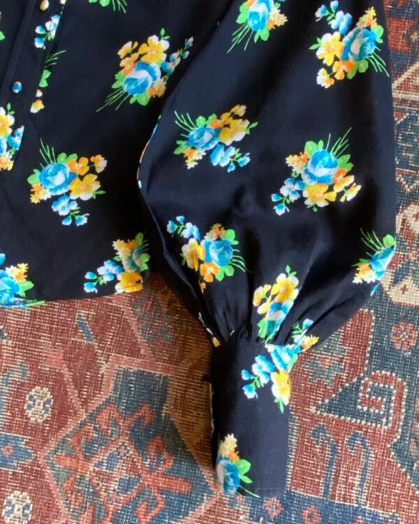 1970s Fiorucci Beagle Collar Bishop Sleeve Vintage Blouse. UK 8 to 10. - Image 6