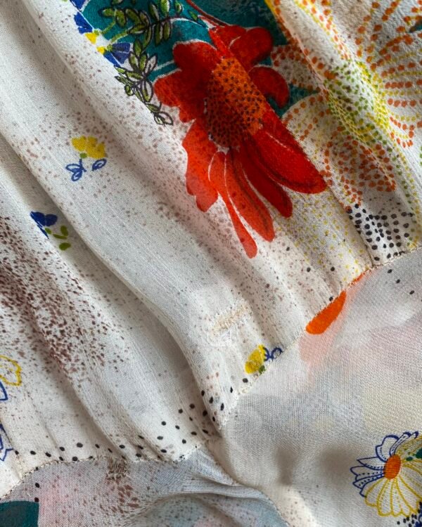 1940s Vintage Handmade Floral Cold Rayon Afternoon Dress. UK 6/XS. - Image 4