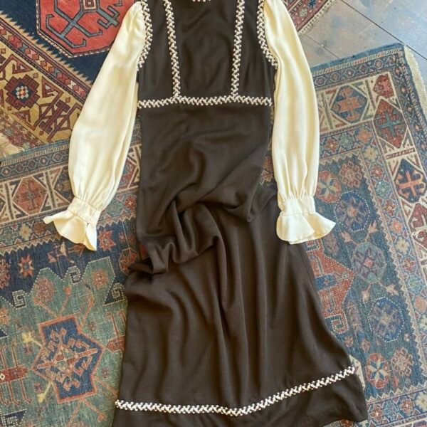 1960s Shubette of London Contrast Sleeve Vintage Prairie Dress. UK 8-10.