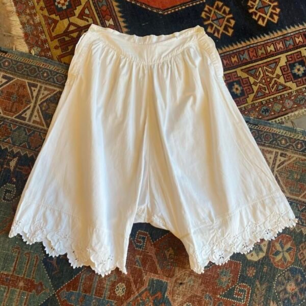 Late 1800s Embroidered Antique Bloomers. UK 6-8/26” Waist.