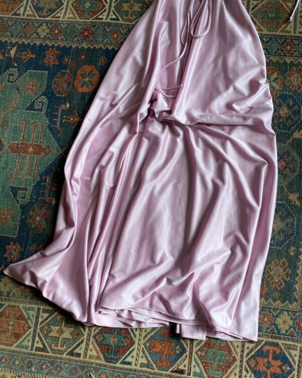 1970s JC Penny Lilac Slinky Vintage Maxi Dress. UK 6/XS. - Image 2