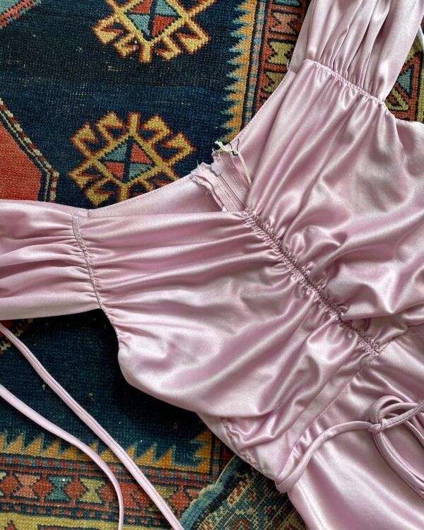 1970s JC Penny Lilac Slinky Vintage Maxi Dress. UK 6/XS. - Image 4