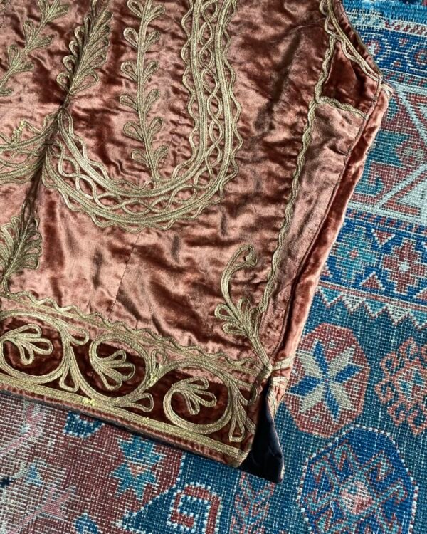 Mid 1970s Vintage Ottoman Style Gold & Bronze Velvet Waistcoat. 42” Chest/Large. - Image 12