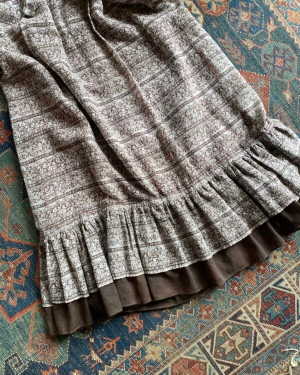 1970s Kati at Laura Phillips Lacy Floral Print Vintage Maxi Dress. UK 10. - Image 2