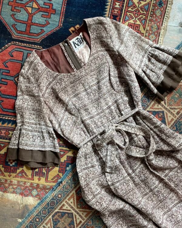 1970s Kati at Laura Phillips Lacy Floral Print Vintage Maxi Dress. UK 10. - Image 3