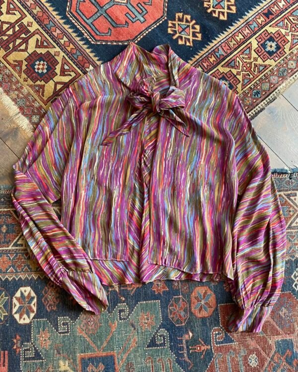 1950s Painterly Stripe Rayon Vintage Hostess Jacket. Up to UK 18.