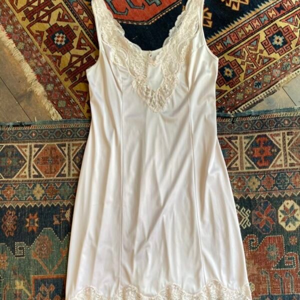 1980s Solfin Pale Oyster Pink Lace Trim Vintage Slip Dress. UK 10.