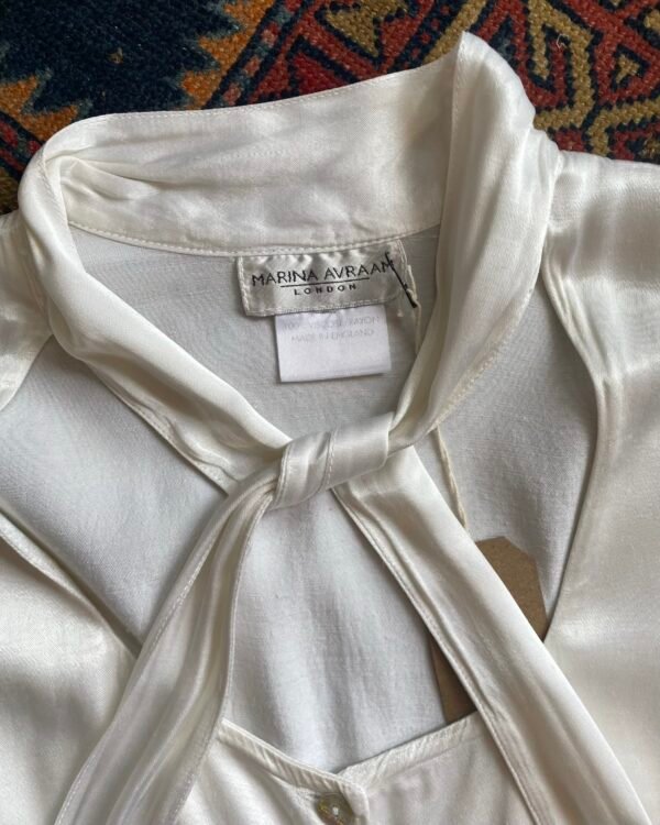 1990s Marina Avraam Tie Neck Satin Vintage Blouse. UK 10. - Image 4