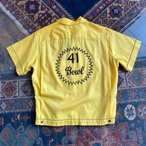 1950s Hilton Flocked Print Vintage Bowling Shirt. Medium/Large.