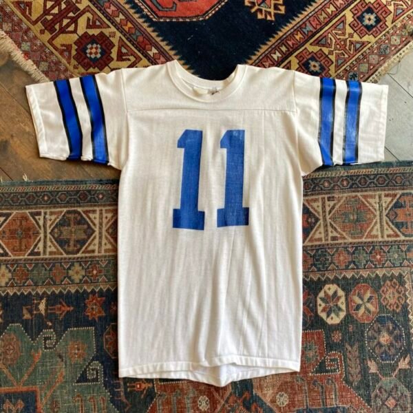 1961-1964 Tube Knit Number 11 Vintage Single Stitch Tee. Size Medium.